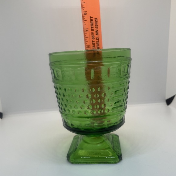 Vintage Napco # 1180 Green Glass Goblet " BEAUTIFUL COLLECTIBLE USEABLE ITEM " - Picture 6 of 10